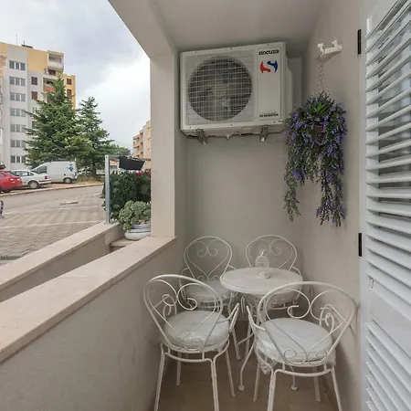 Ramljak Appartamento Makarska